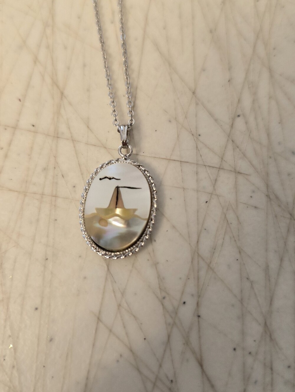 Vintage Silvertone Mother Of Pearl Sailboat Ocean Pendant Necklace 16"